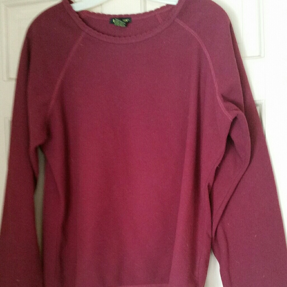 Lisa Maroon Long Sleeve Fleece Top Sz Large
